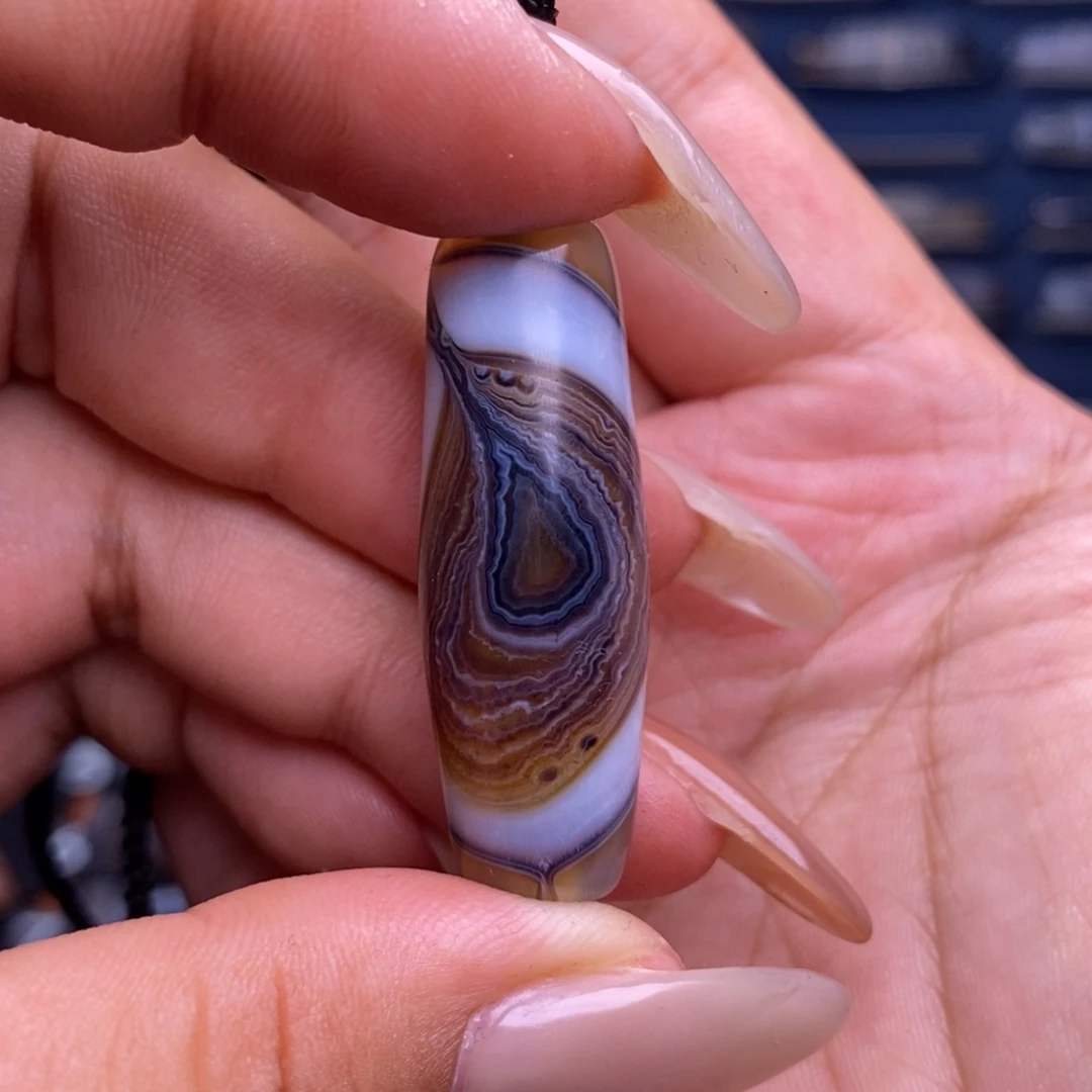 段***玛瑙/玉髓未镶嵌珠宝半成品