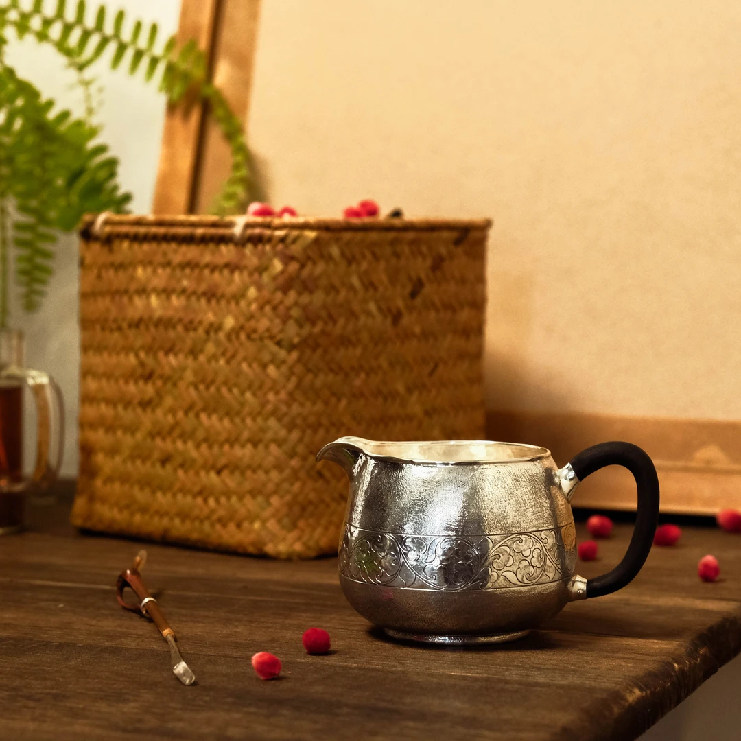 【大促】壶尔摩斯繁花公道杯足银茶具茶道锤纹银杯子约90g200cc