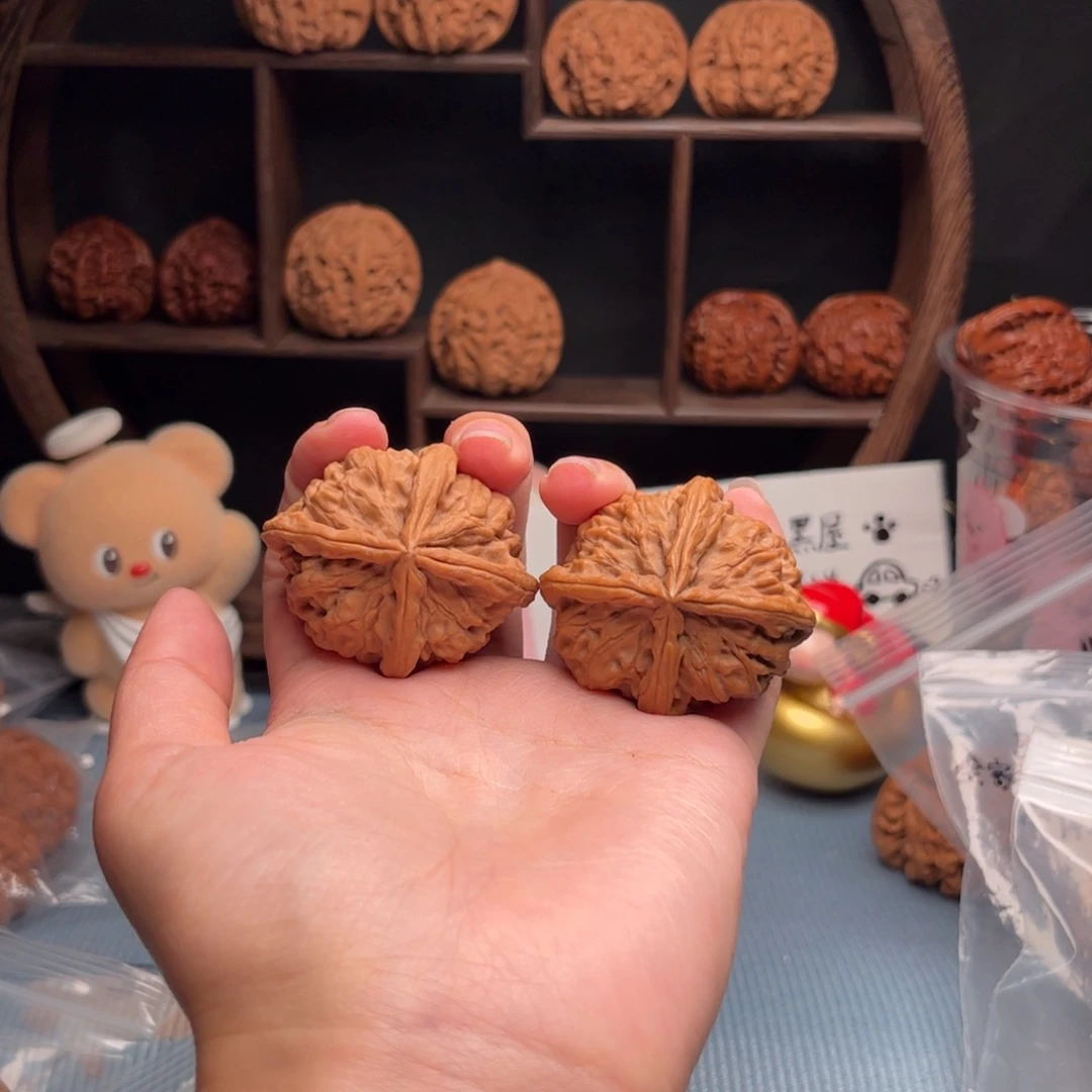 吊坠文玩核桃玉溪四棱 45