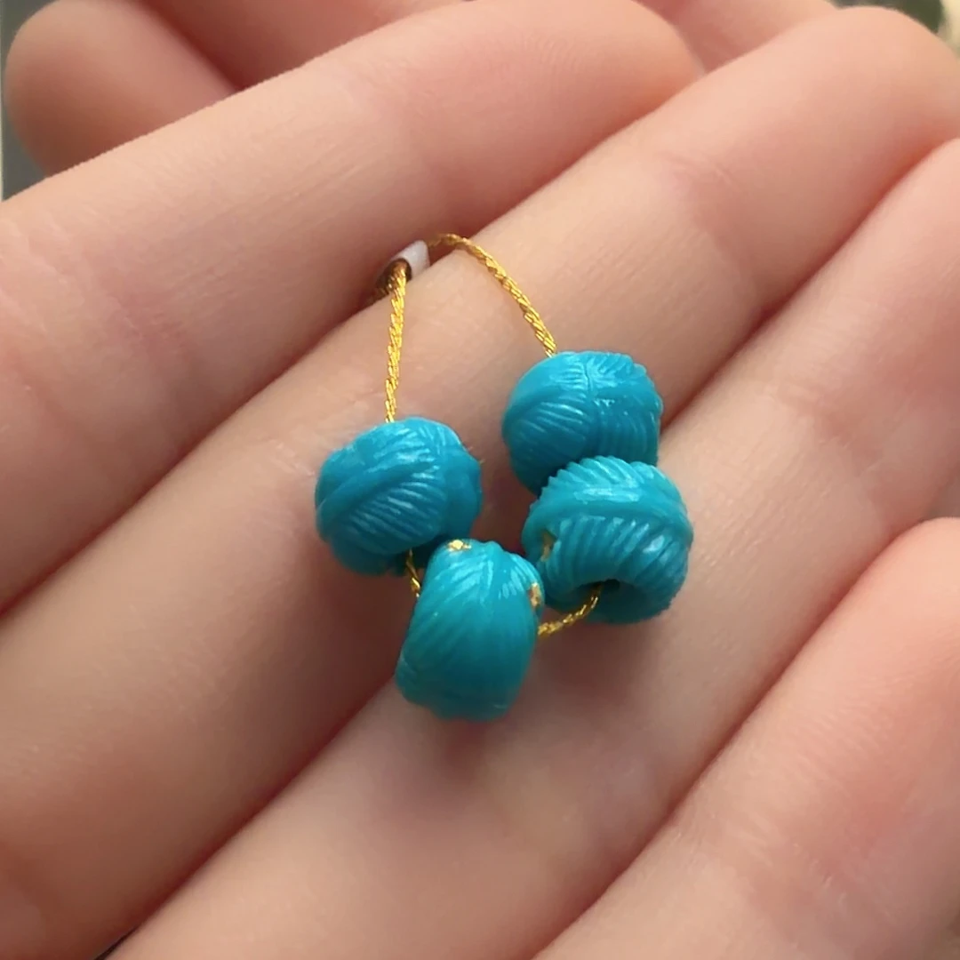 绿松石未镶嵌颈饰