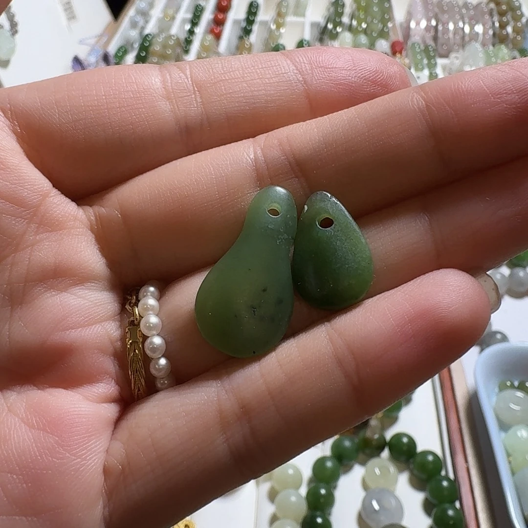 和田玉未镶嵌珠宝奇石