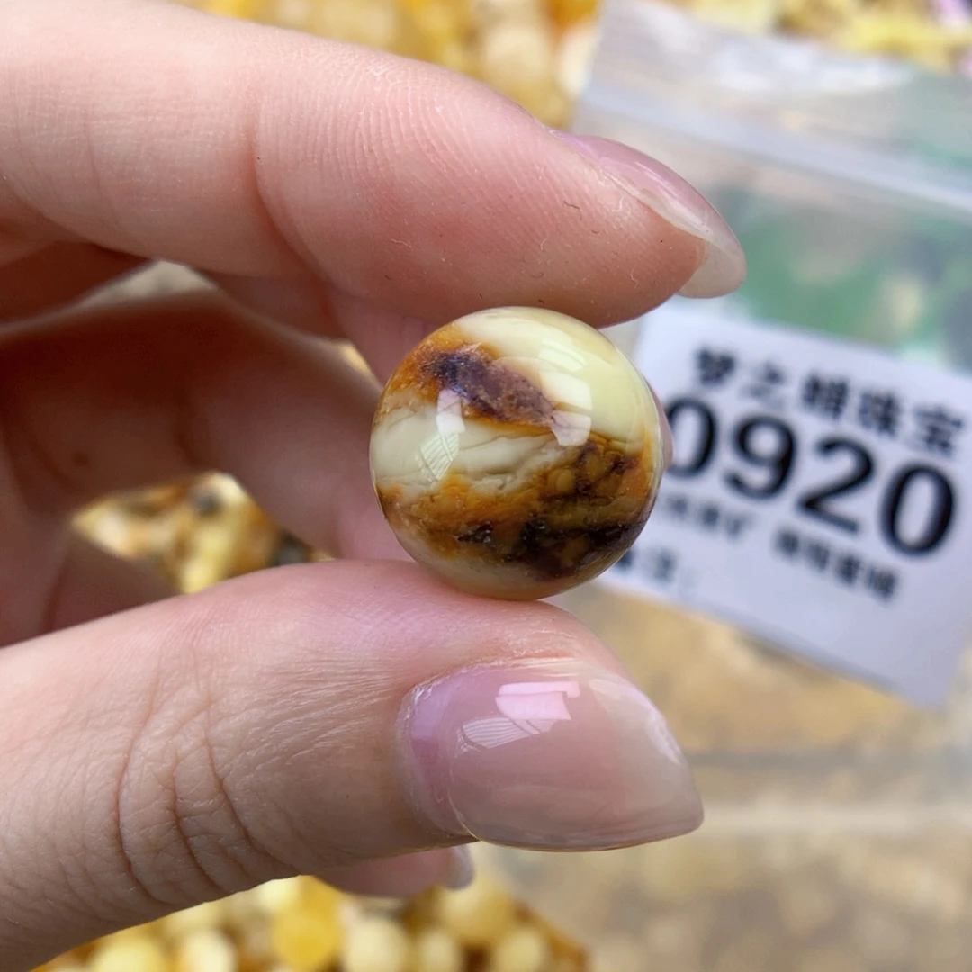 裸石琥珀未镶嵌15.5