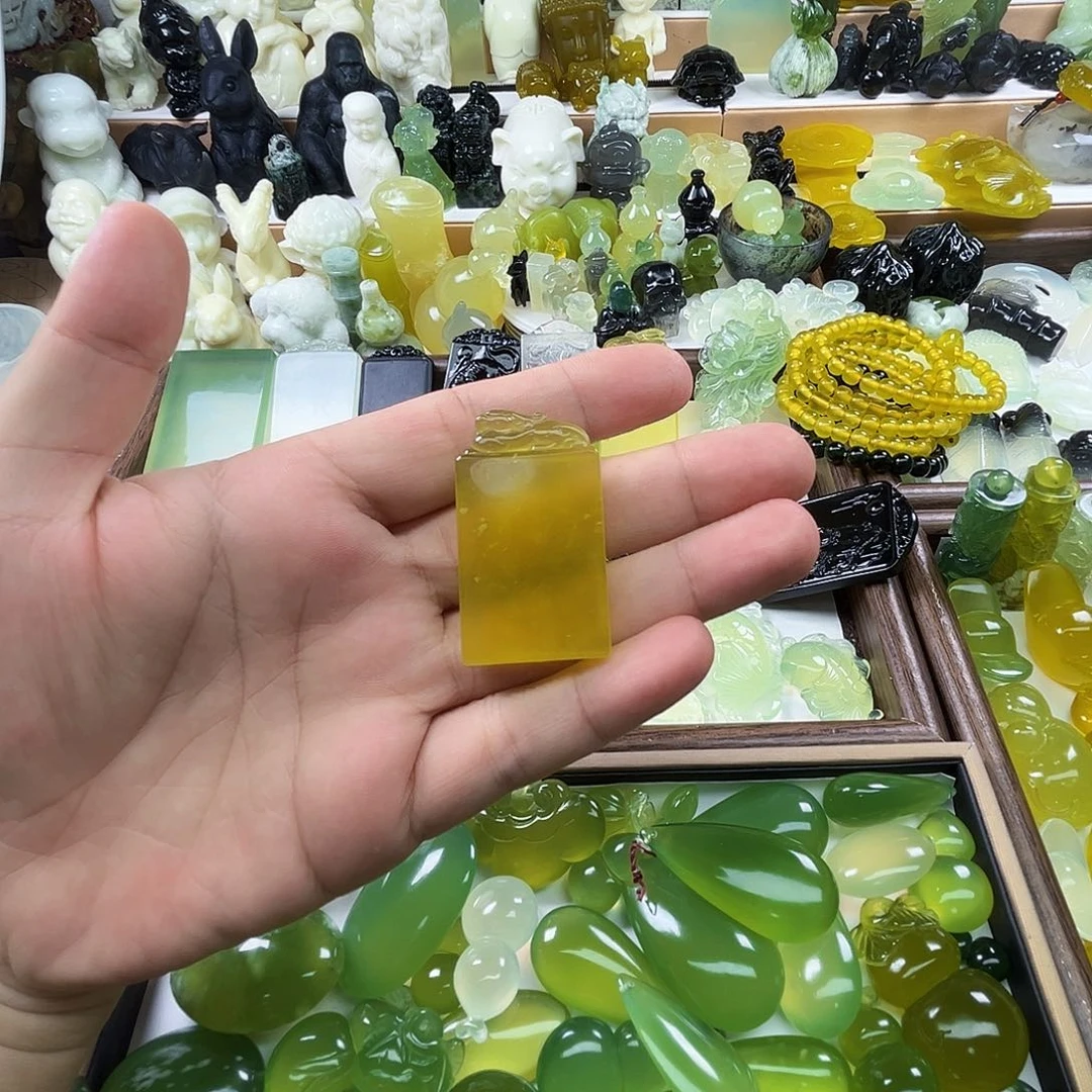 未镶嵌岫玉吊坠(不含链)