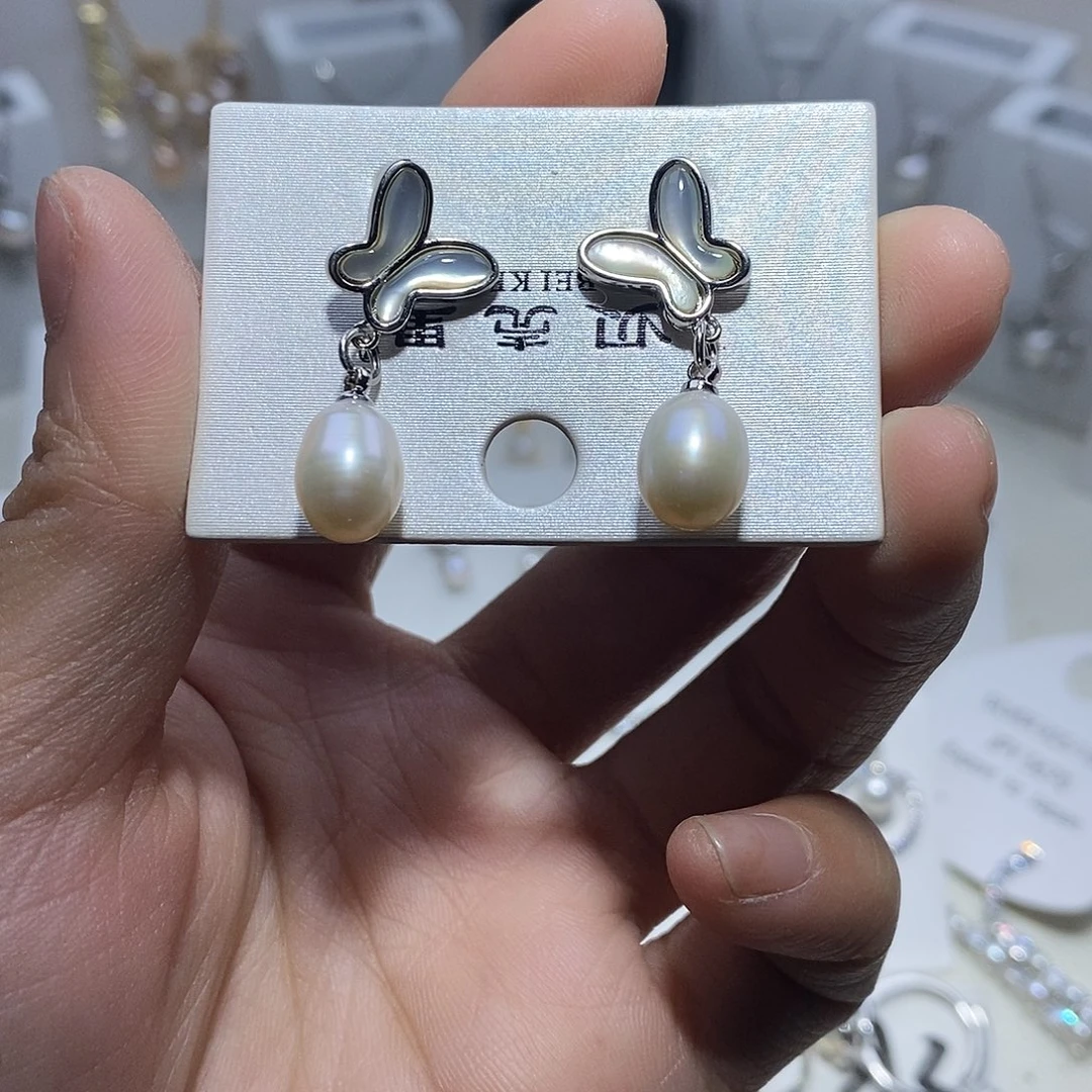 淡水珍珠未镶嵌耳饰