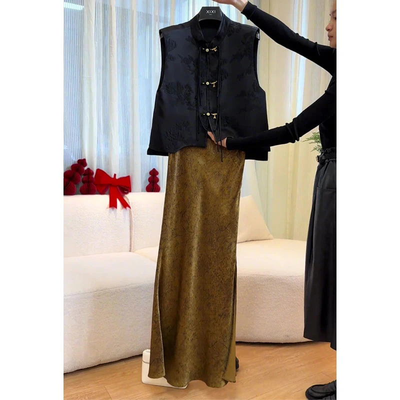 新中式国风两件套装裙冷淡系高级感复古百搭黑色盘扣马甲半身裙子