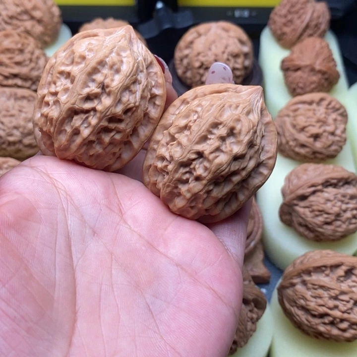 【闪购商品】文玩核桃手把件鸡心