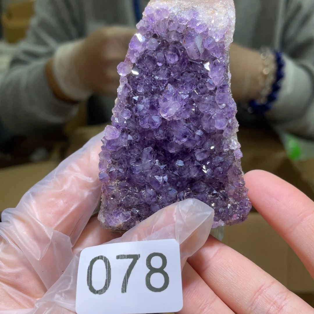 未镶嵌水晶珠宝半成品