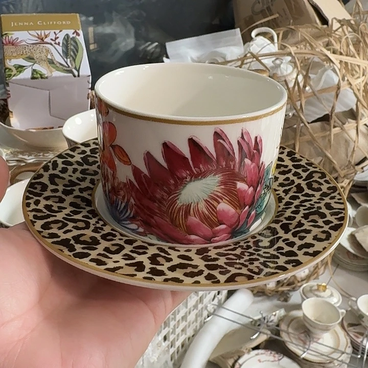 瓷咖啡杯一套30米，微瑕