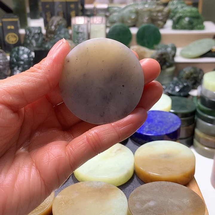 和田玉未镶嵌珠宝半成品