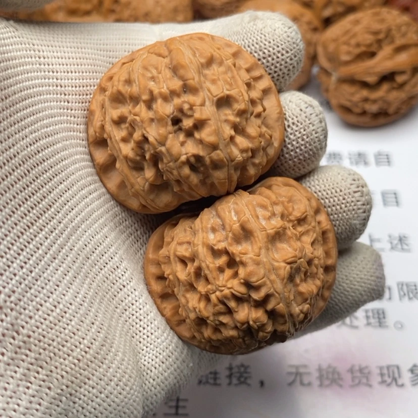 【闪购商品】把件文玩核桃44白狮子