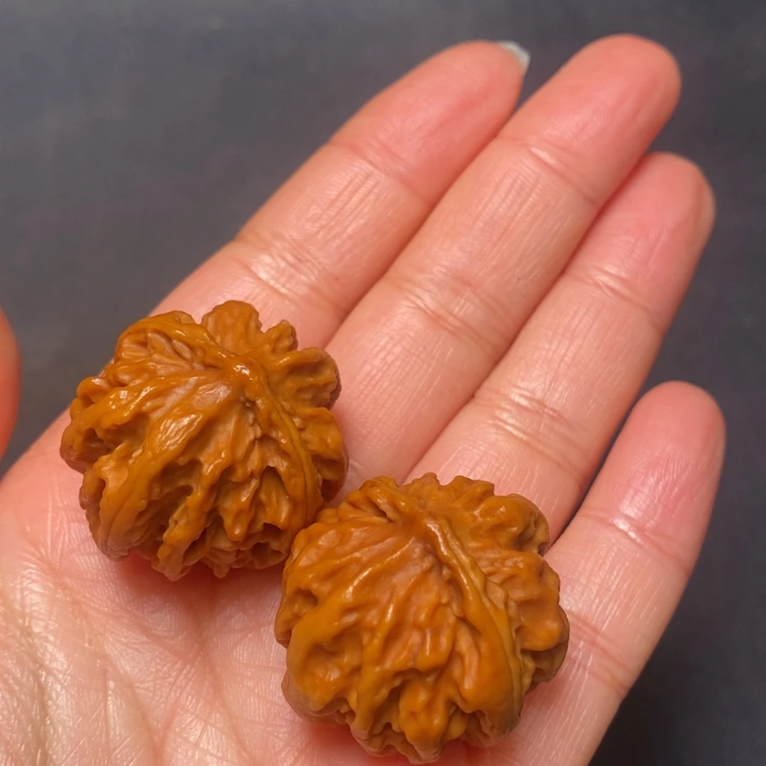 文玩核桃把件秦岭核桃