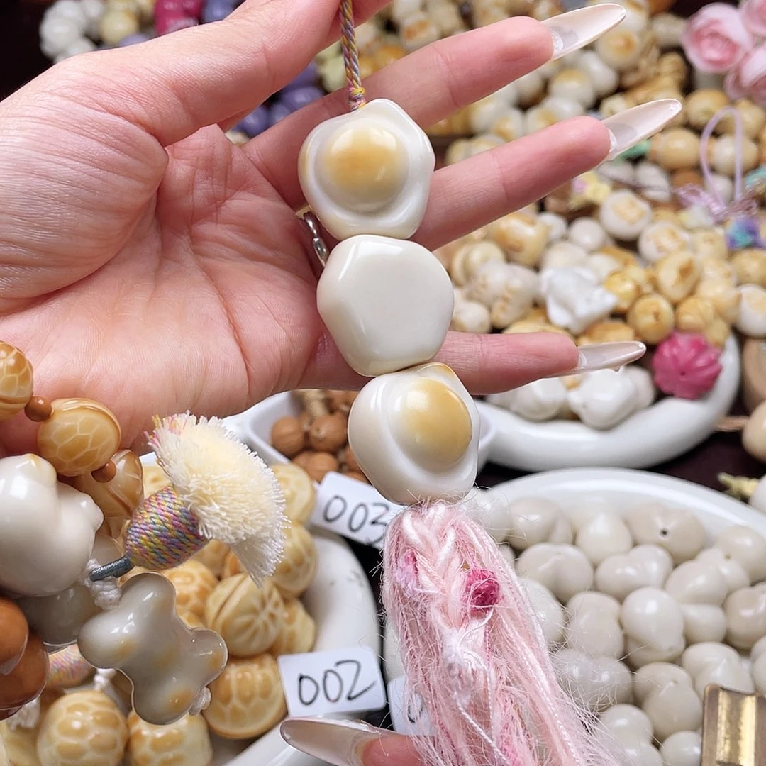 吊坠白玉菩提成品c25