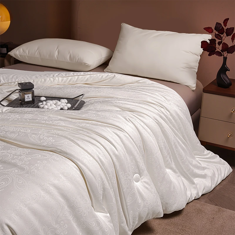 云眠奢品被子2025新款爆款秋冬贡缎提花蚕丝被a类抑菌被保暖加厚