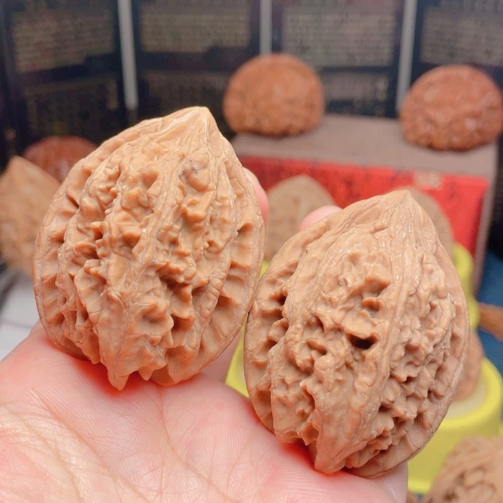 吊坠文玩核桃40全品大沽石