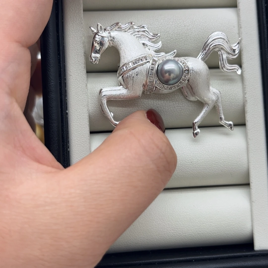 合金胸针海水珍珠