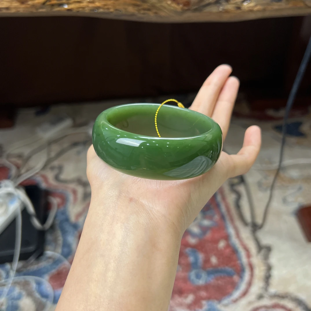 和田玉俄料老料大轮胎毕业碧玉59