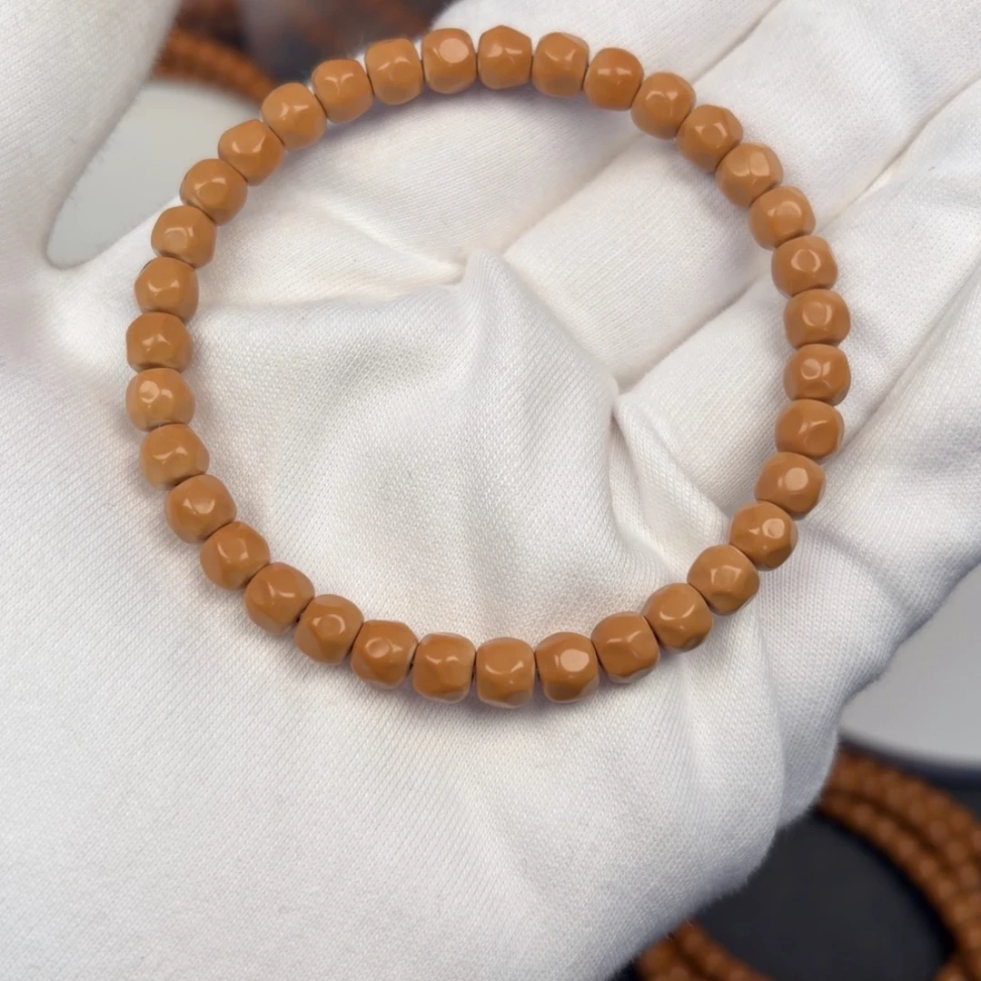 橄榄核吊坠核尖无相正三花无白6.4mm