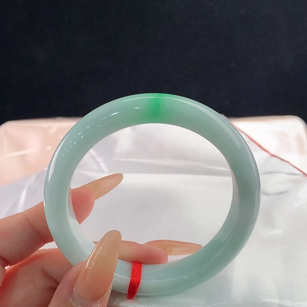 【闪购商品】未镶嵌手镯翡翠56/57