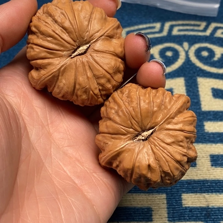 S***.吊坠文玩核桃南瓜墩