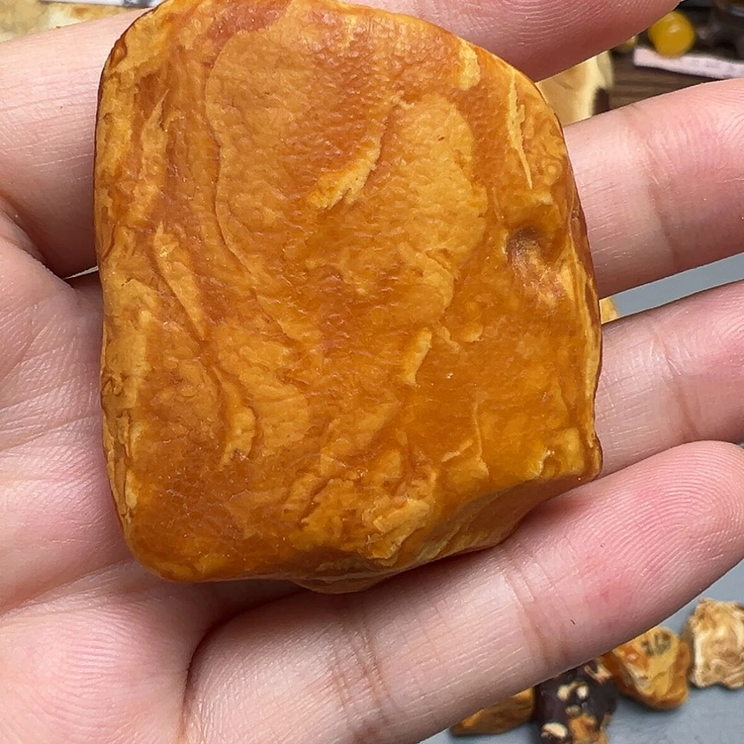 穿***流未镶嵌定制琥珀蜜蜡