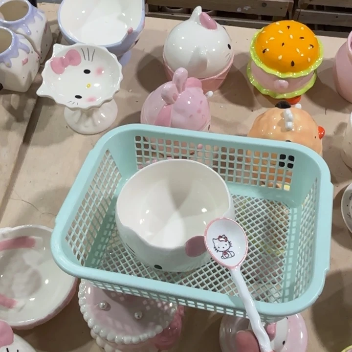 紫砂在干嘛呀亲爱呢