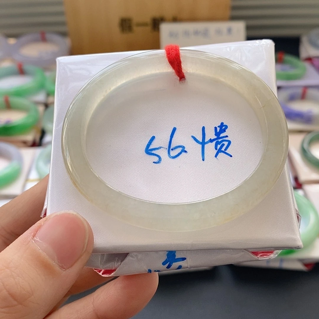 翡翠手镯未镶嵌13号