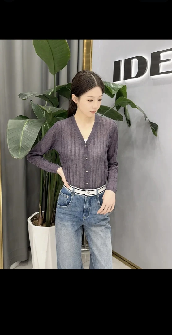 易缔媤针织衫开衫D73023WP064