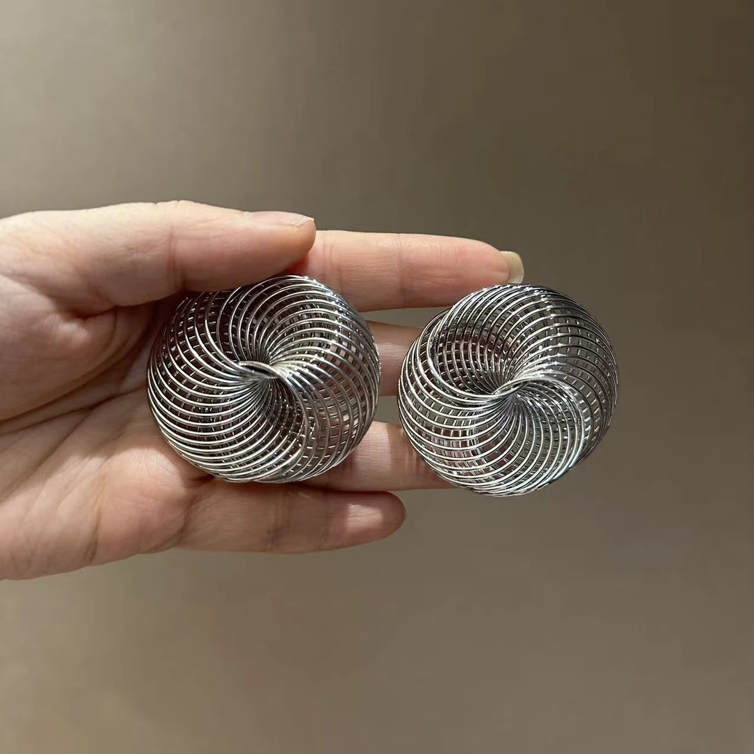 铜合金合成锆石耳饰 时光隧道耳环