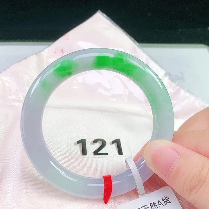翡翠未镶嵌手镯53