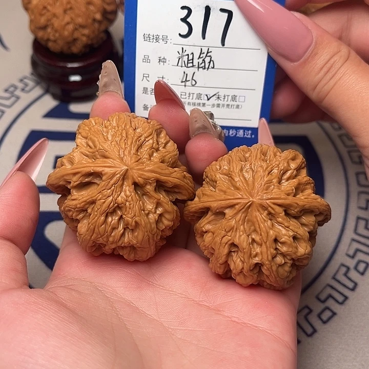 文玩核桃把件粗筋