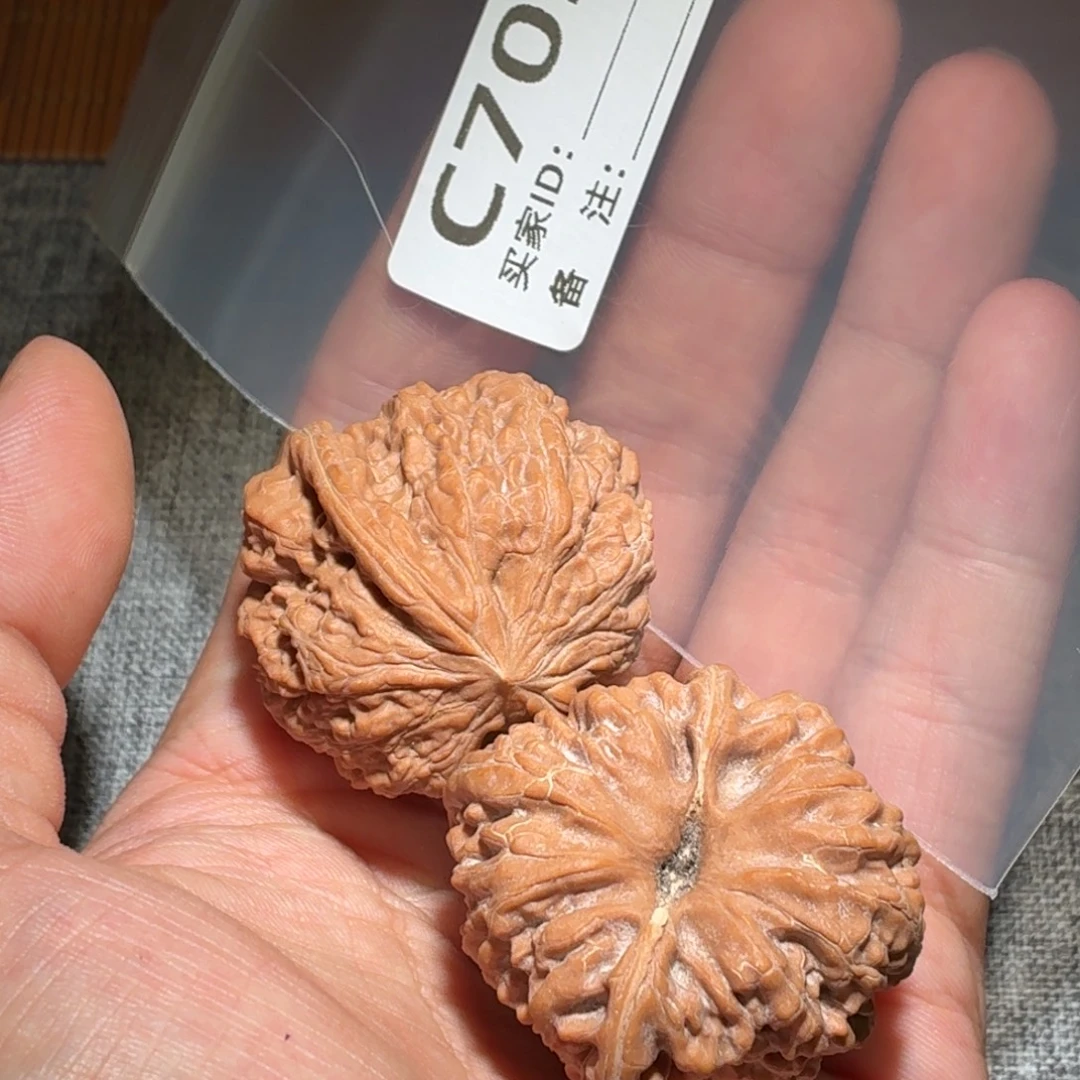 文玩核桃吊坠凹底703