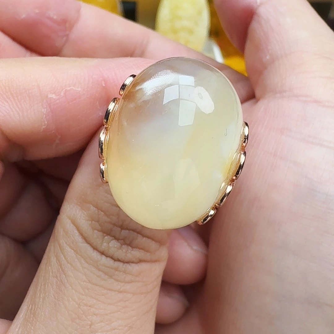 蜜蜡颈饰未镶嵌天然保真假一赔十