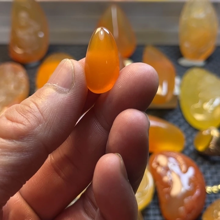 烦***人石英质玉未镶嵌小小吊坠挂件挂件