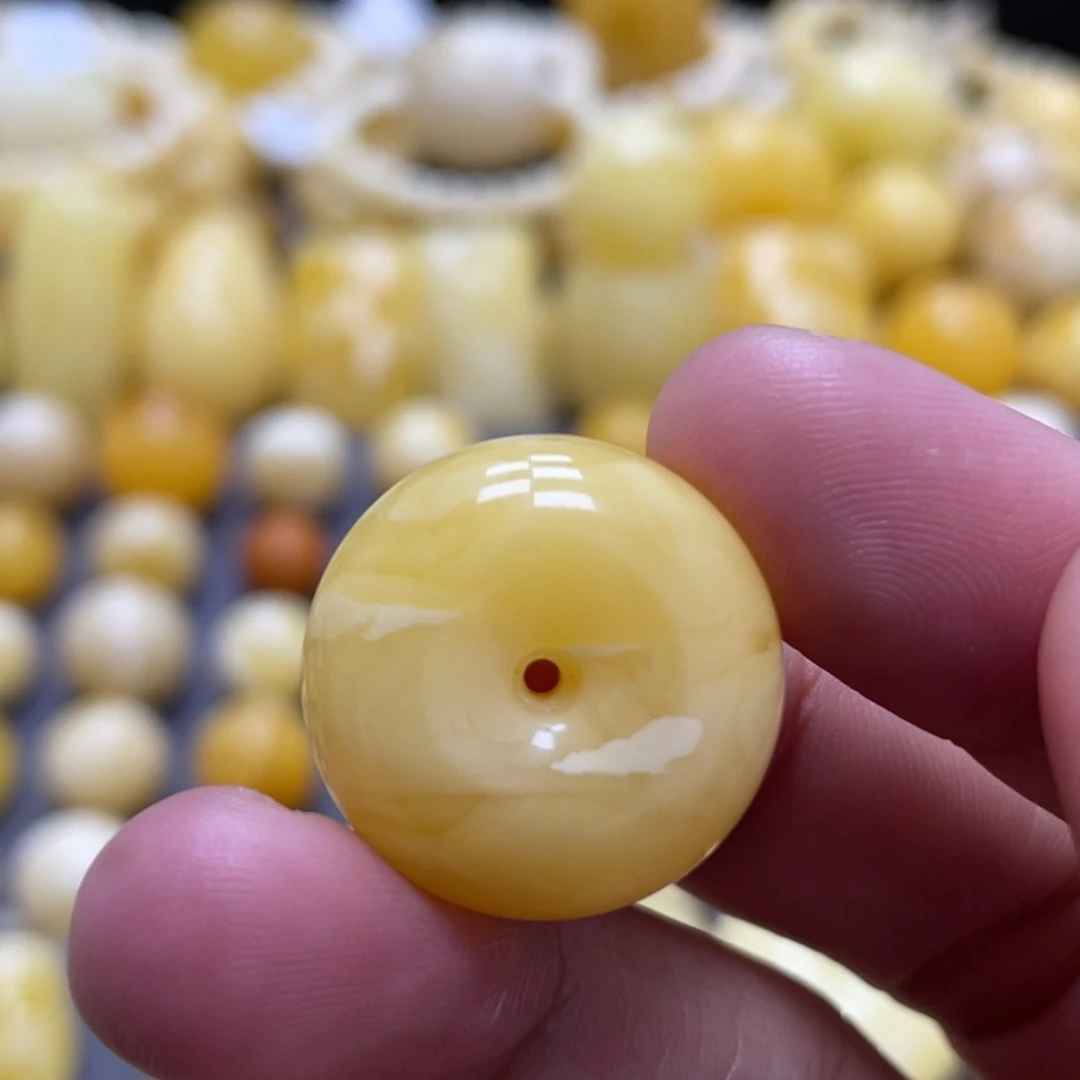 蜜蜡未镶嵌裸石21.5*11.5mm