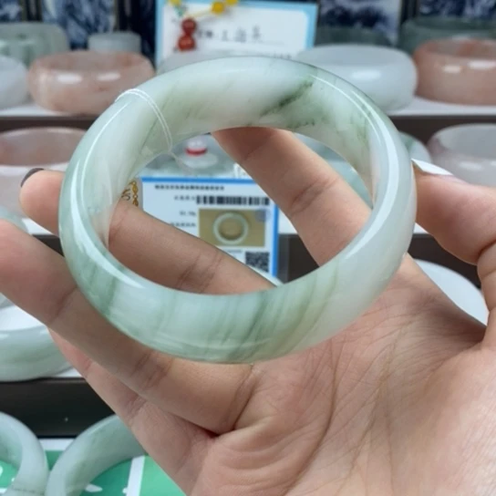 石英质玉（金丝玉）未镶嵌手镯