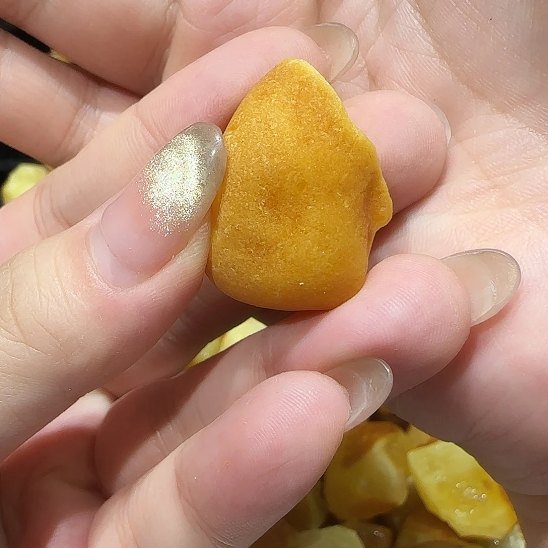 定制琥珀未镶嵌蜜蜡