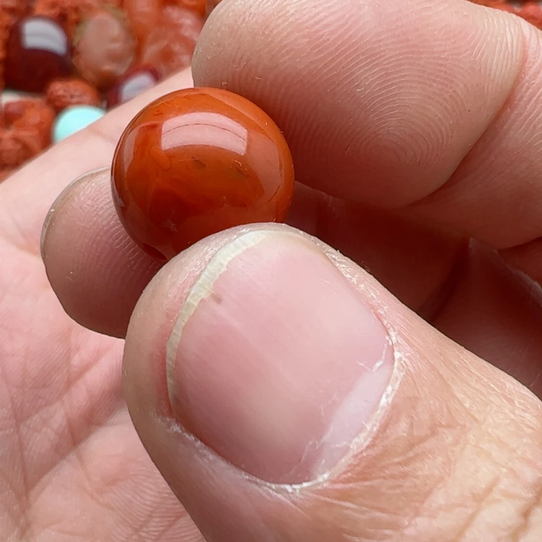 南红玛瑙配饰未镶嵌