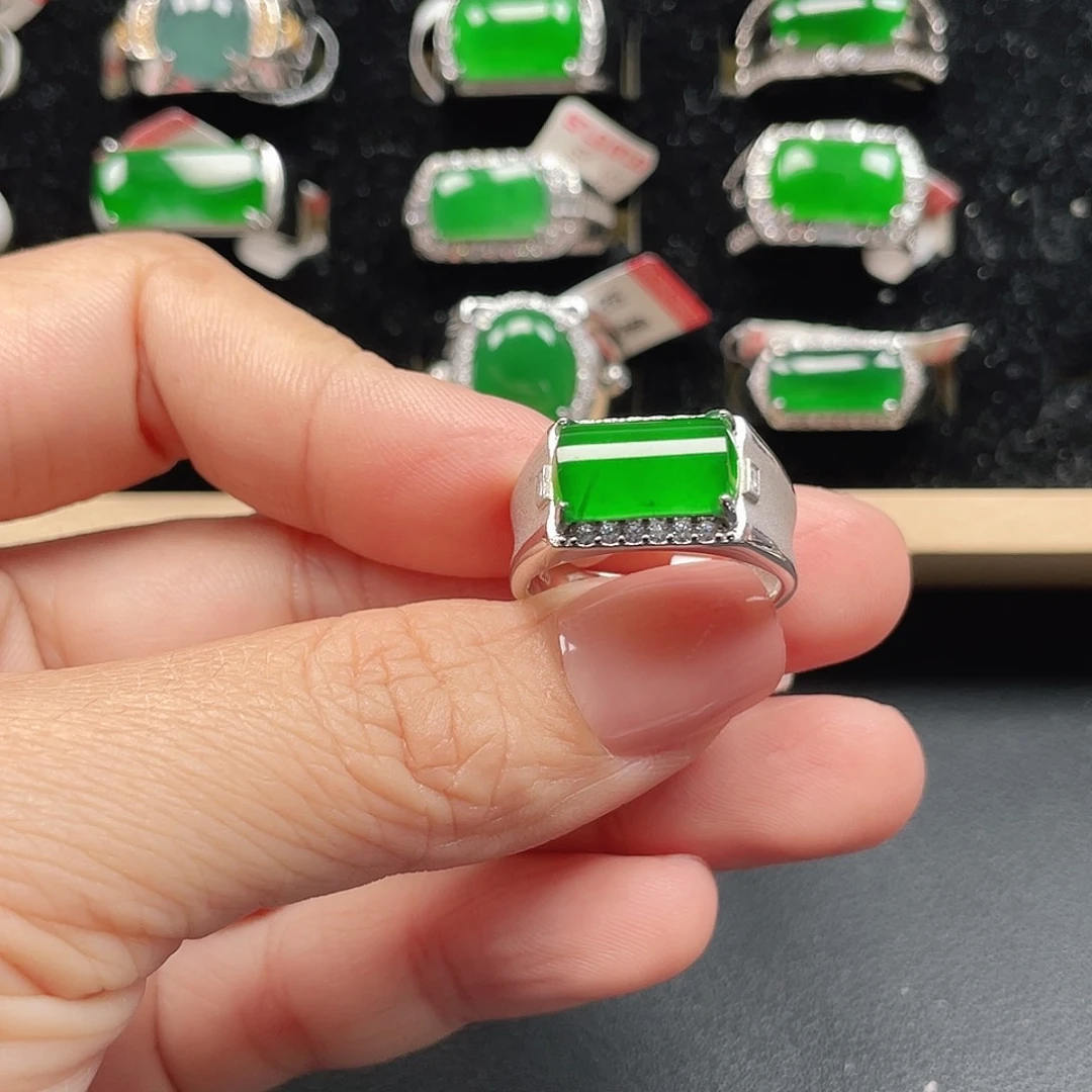 翡翠银S925镶嵌戒指没运费险编号3950