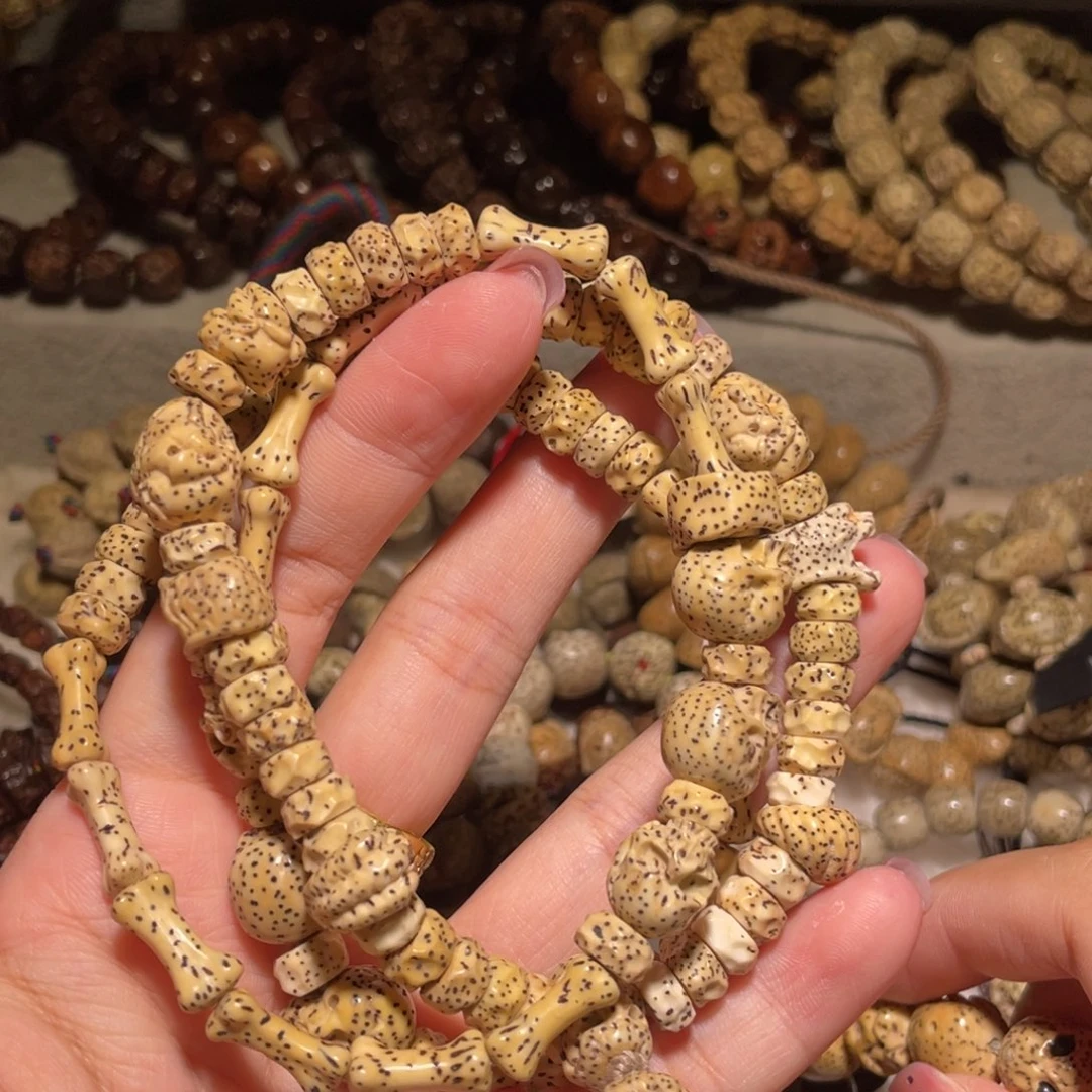 星月菩提吊坠狮驼岭原生态