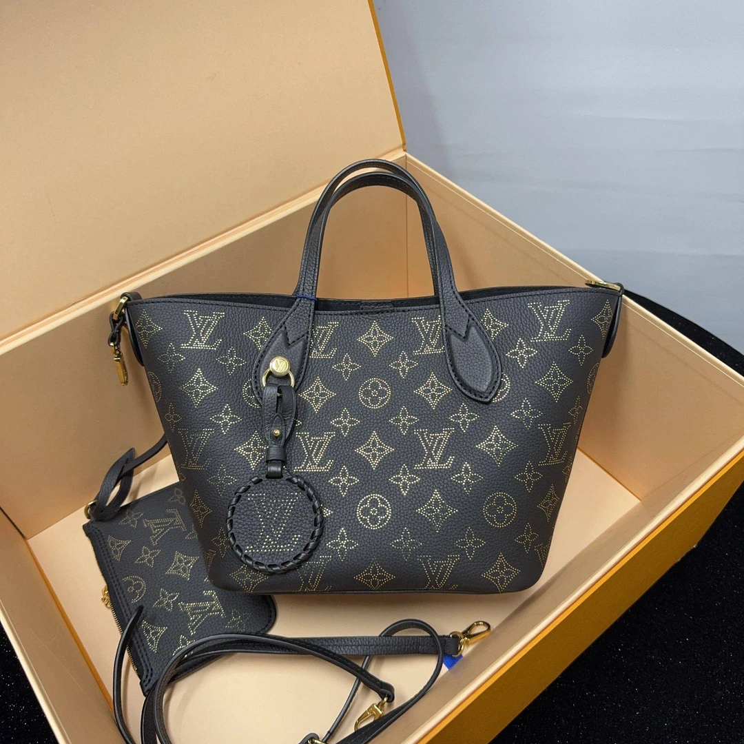 胖虎熙少/路易威登/95新/公价0/箱包/两用包/31T2501290019