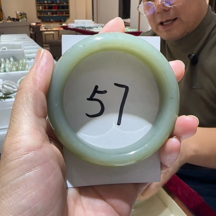 和田玉未镶嵌手镯623