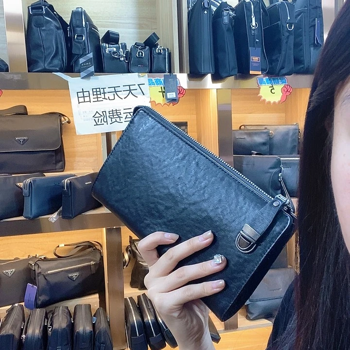 牛津布?*锁扣手拿包