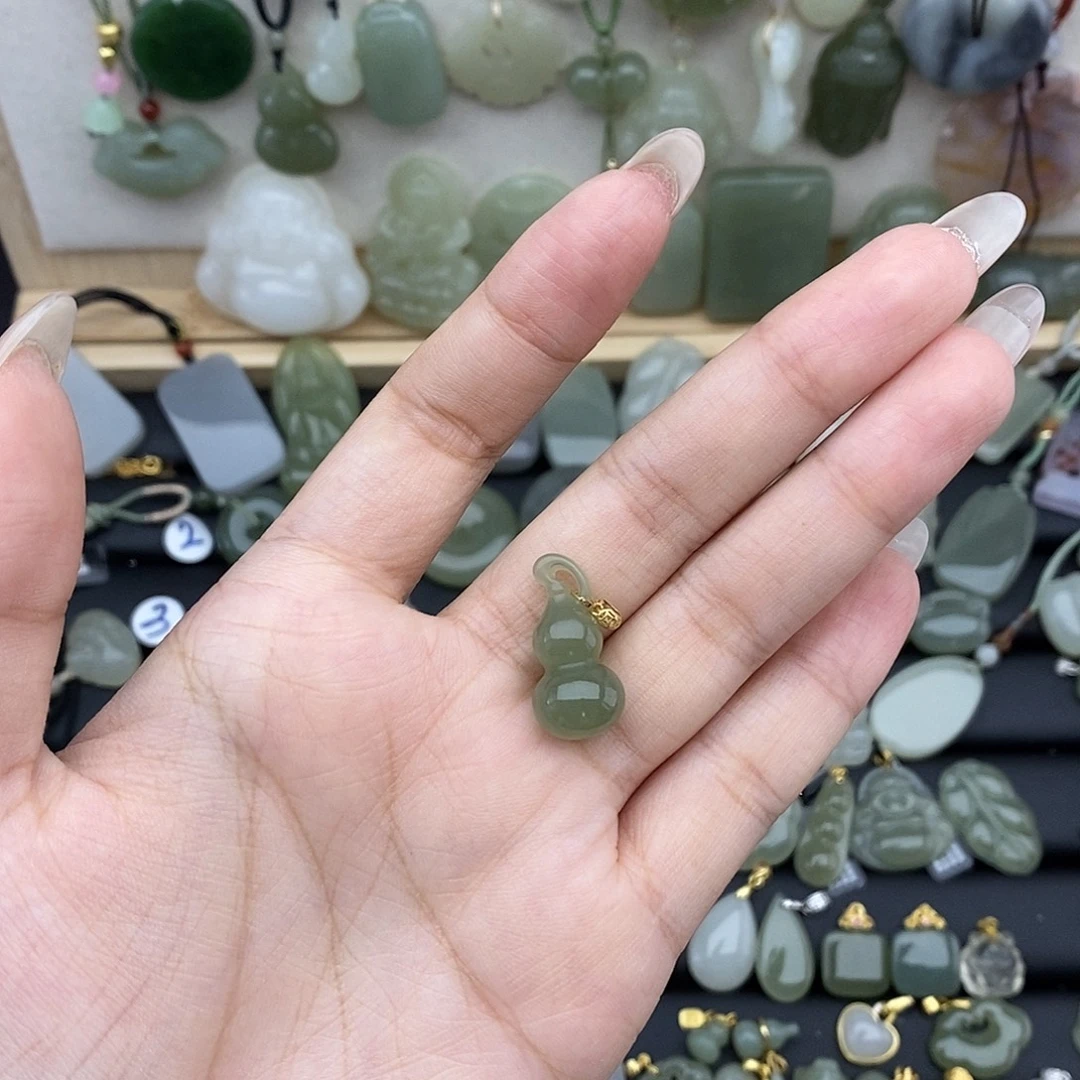 和田玉18K金镶嵌吊坠(不含链)