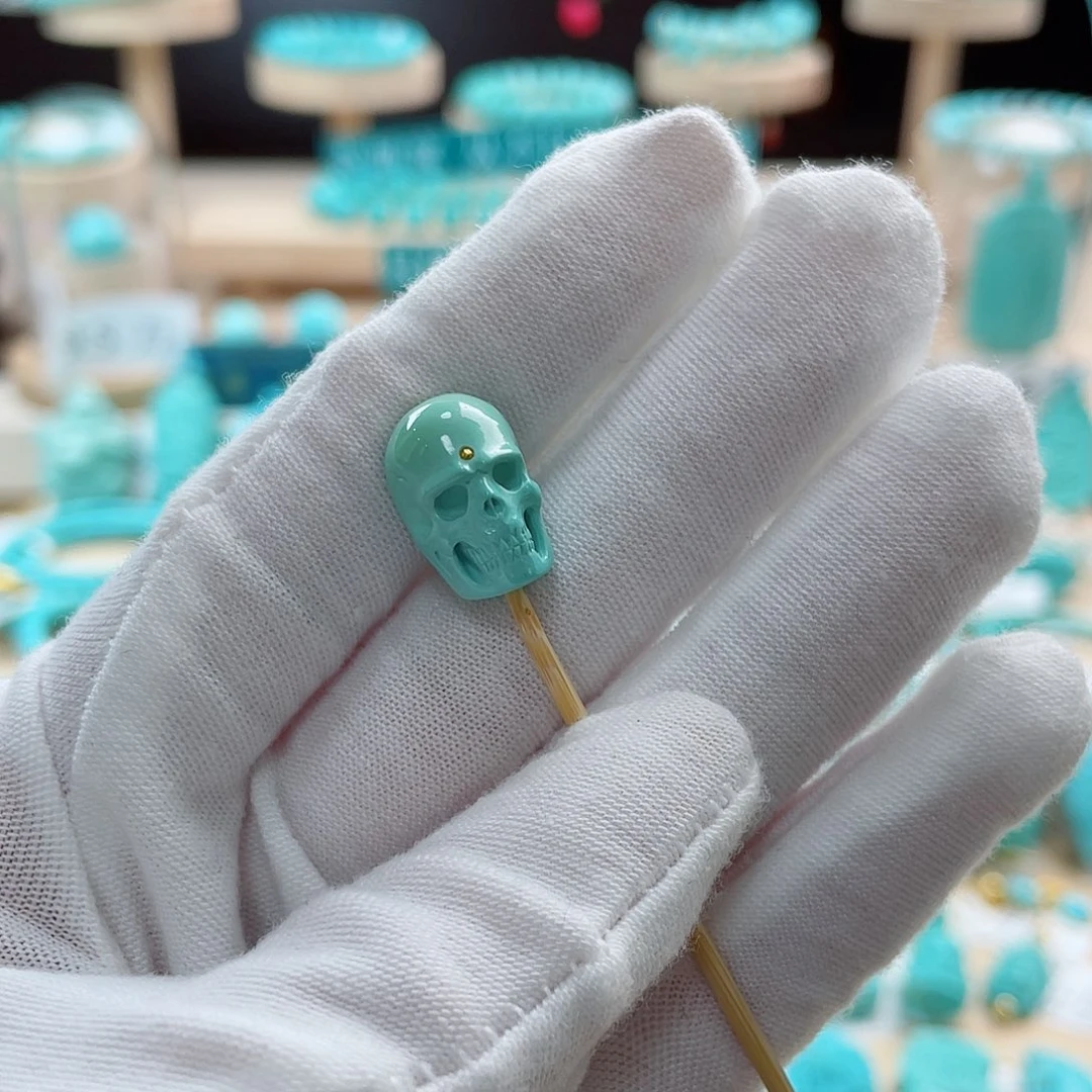 未镶嵌绿松石珠宝奇石