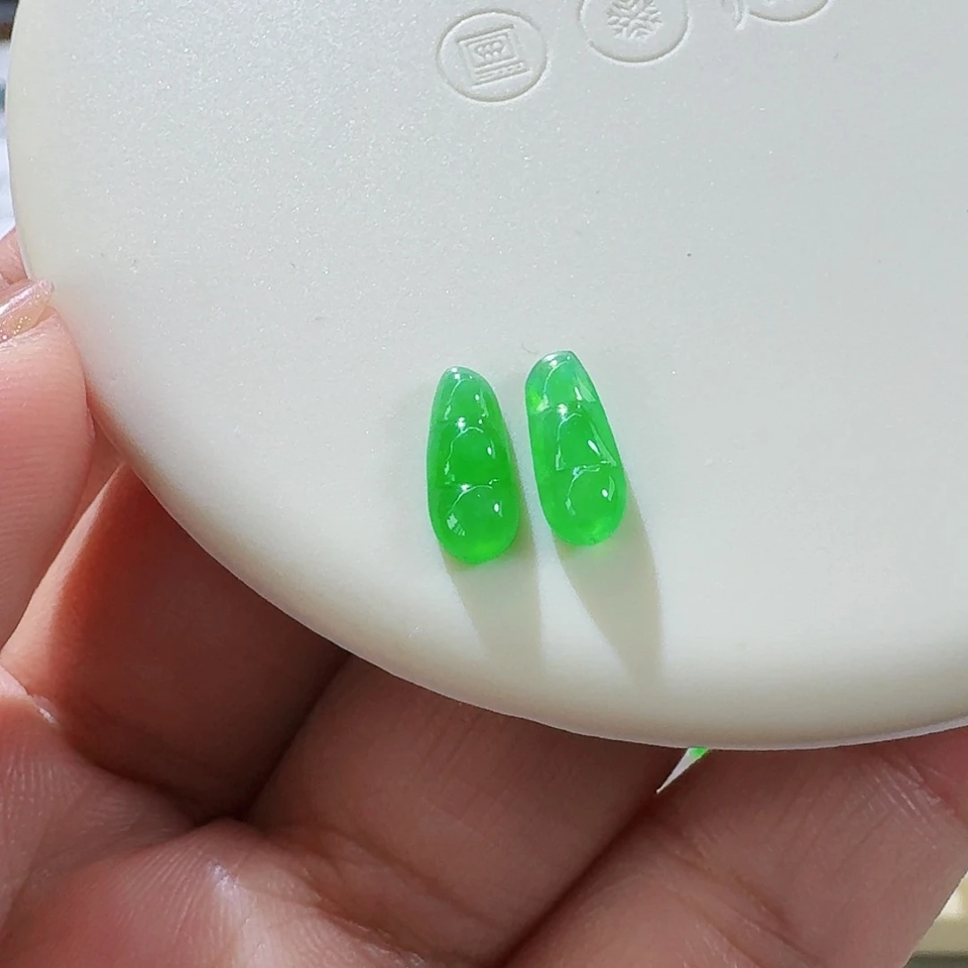 定制翡翠未镶嵌温****柜裸石买断