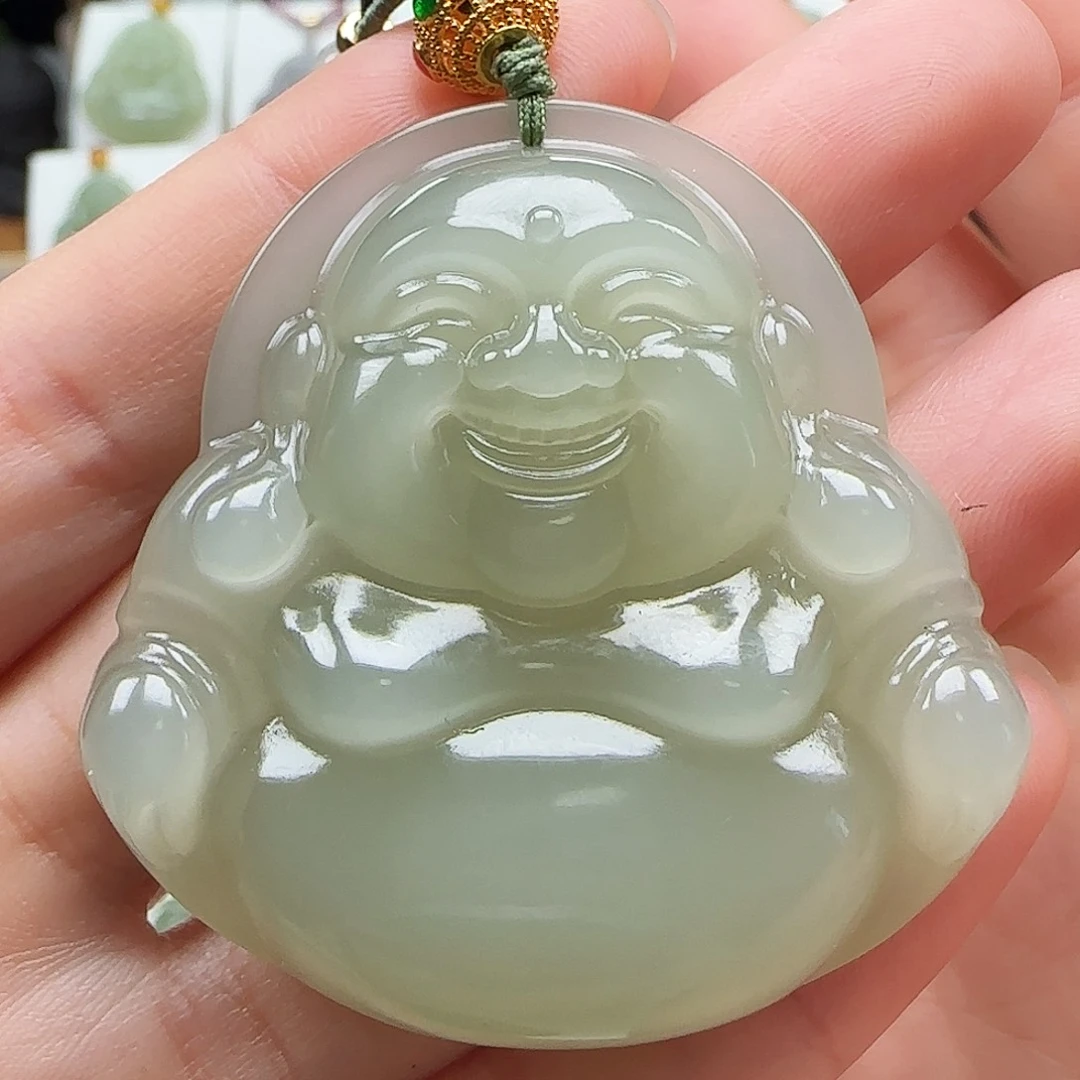 和田玉颈饰足金镶嵌