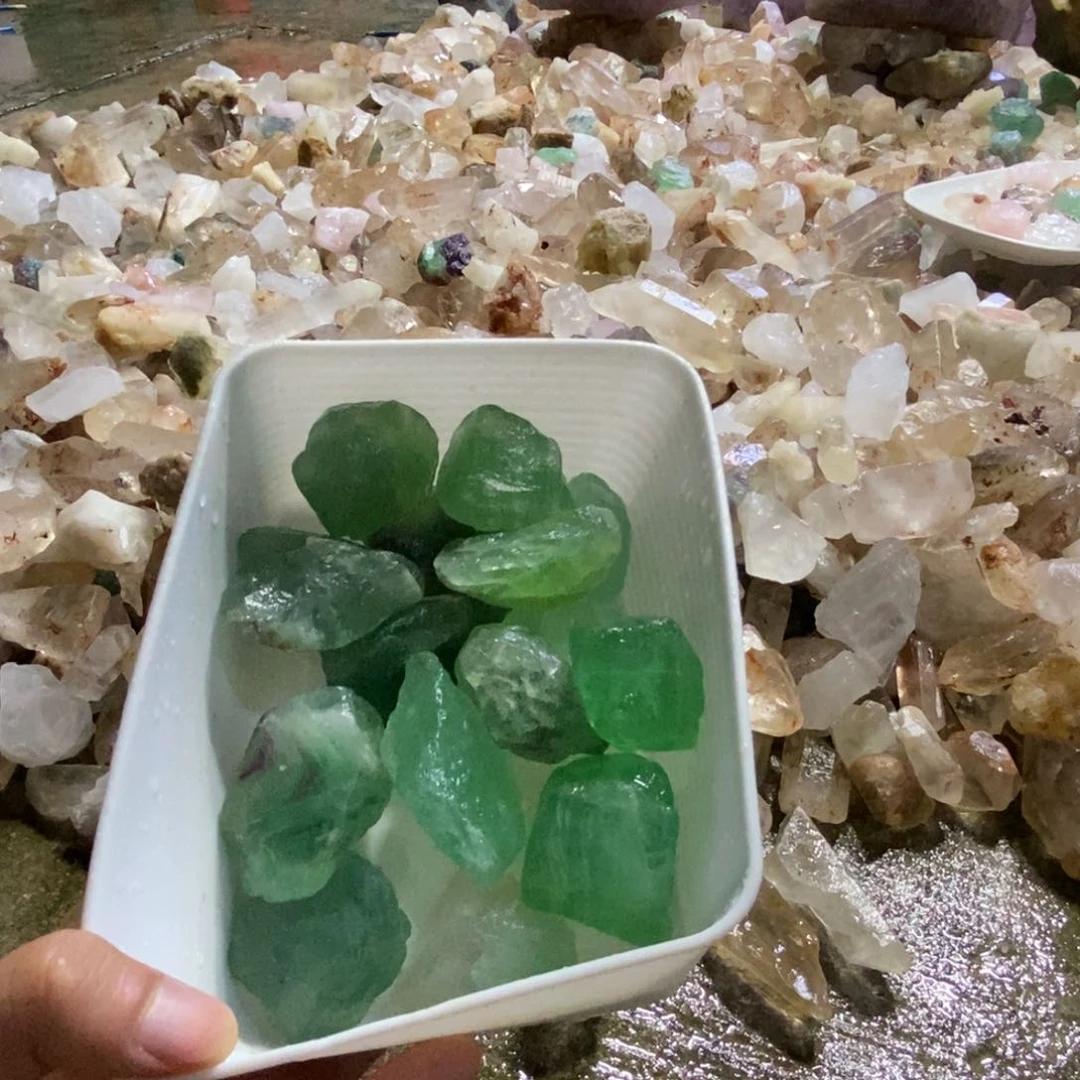 未镶嵌珠宝半成品水晶A****部