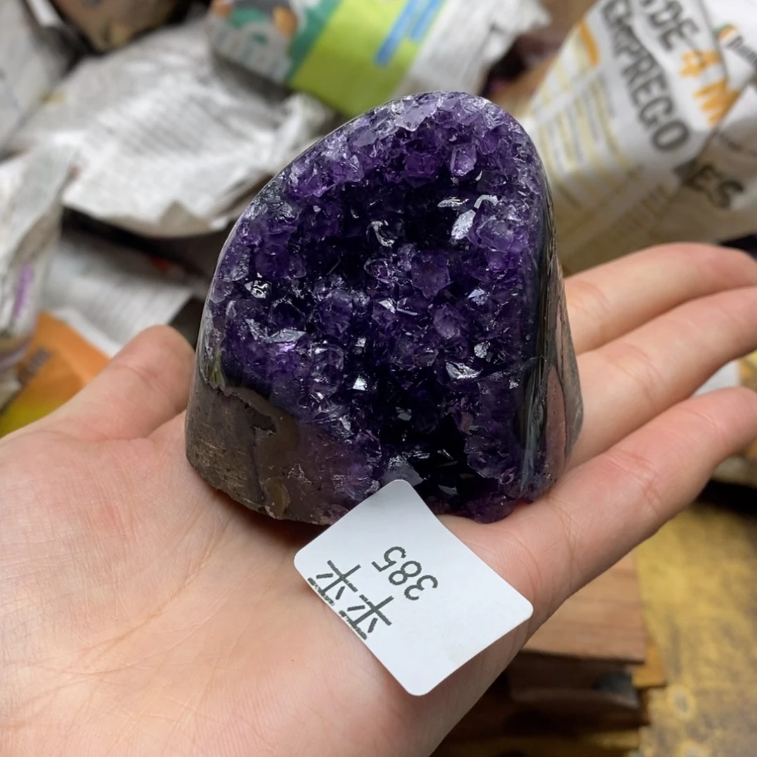 紫晶乌拉圭未镶嵌