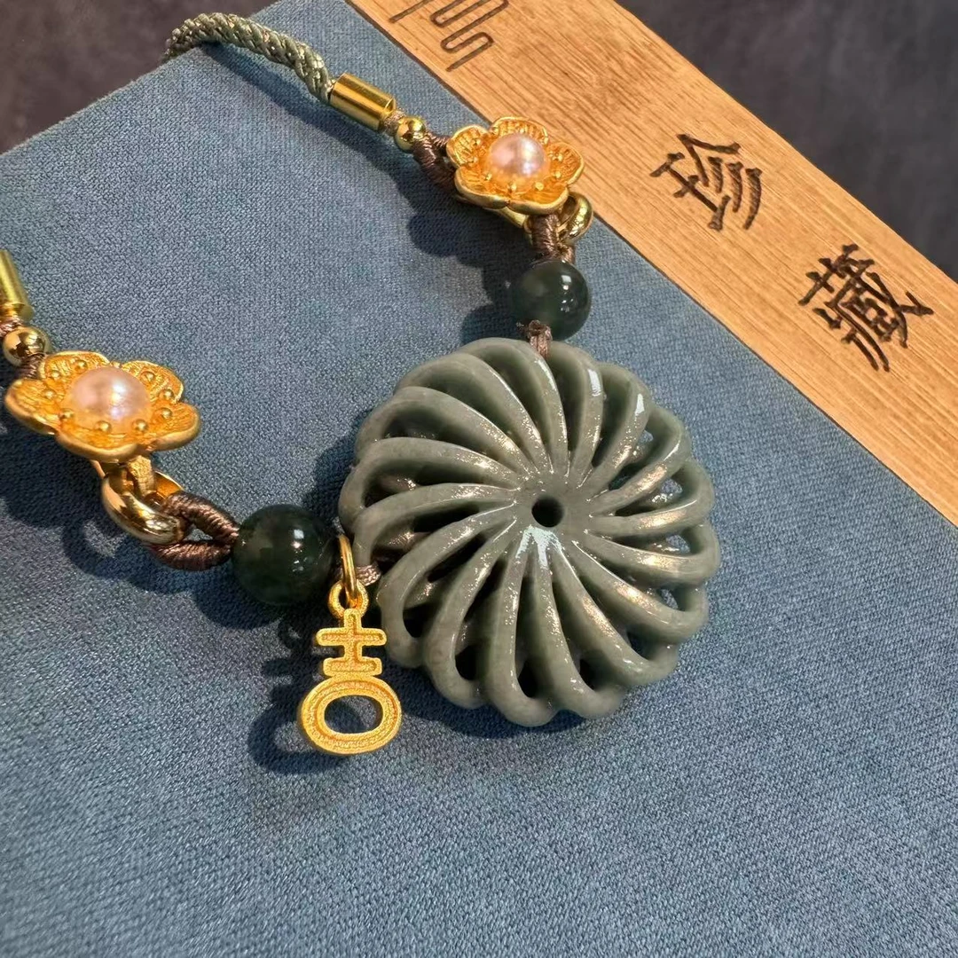 【大甜原创定制】 翡翠平安扣掏膛镂空工艺转转扣 新中式风格锁骨链