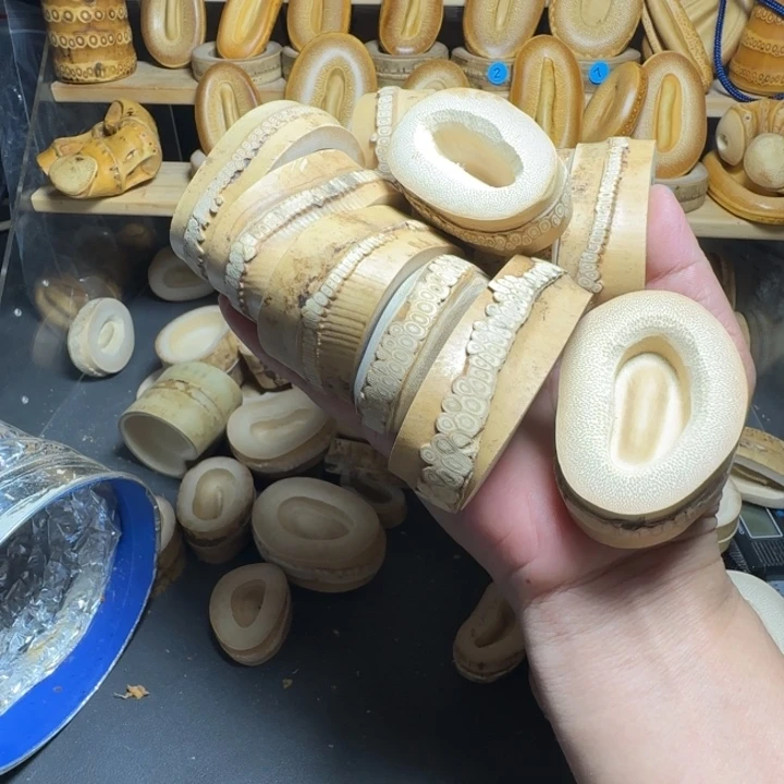 红***空竹根竹隔一物一拍